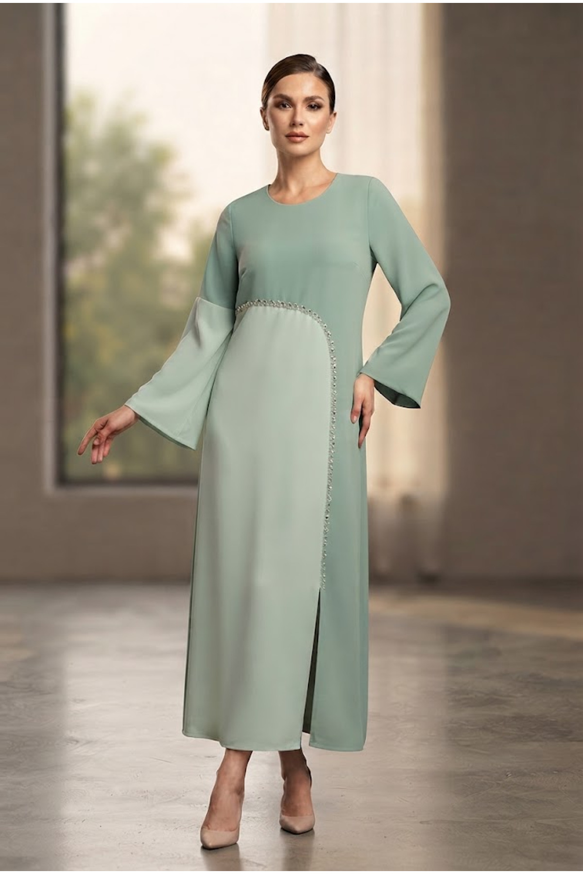 Grace Asimetrik Yırtmaçlı Model (Mint)